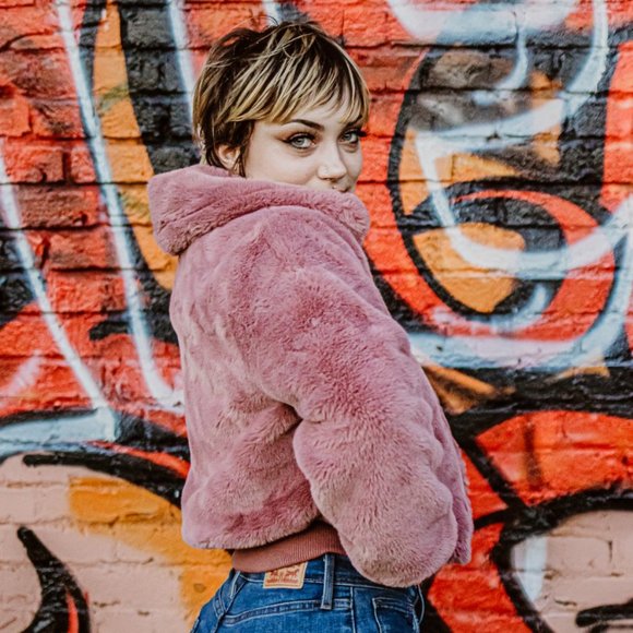 Plush Retro Zip Up Fur Jacket Bomber - Picture 2 of 6